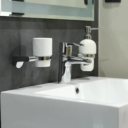 Nocleg ze śniadaniem Narciso 3*